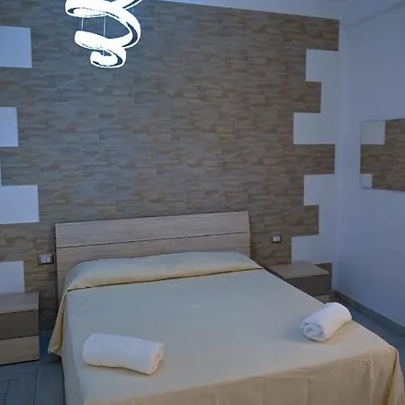 Caos Apartment Bari